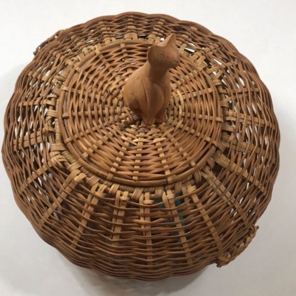 Handcrafted Wicker Basket with Cat Figurine Lid